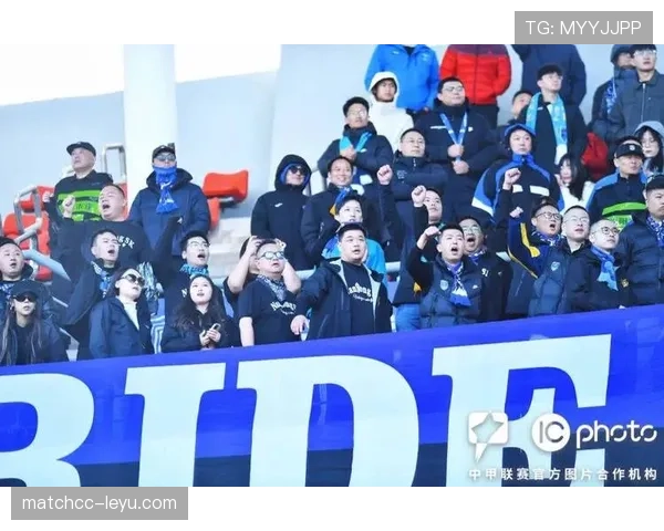 南通支云保级告急:主场0-2惨败,球迷倒戈高喊下课