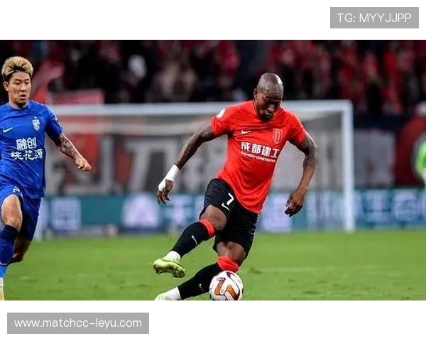 武汉三镇官宣帕拉西奥斯加盟!哥伦比亚前锋登陆中超,助力球队进攻升级 武汉三镇官宣帕拉西奥斯加盟!哥伦比亚前锋登陆中超,助力球队进攻升级